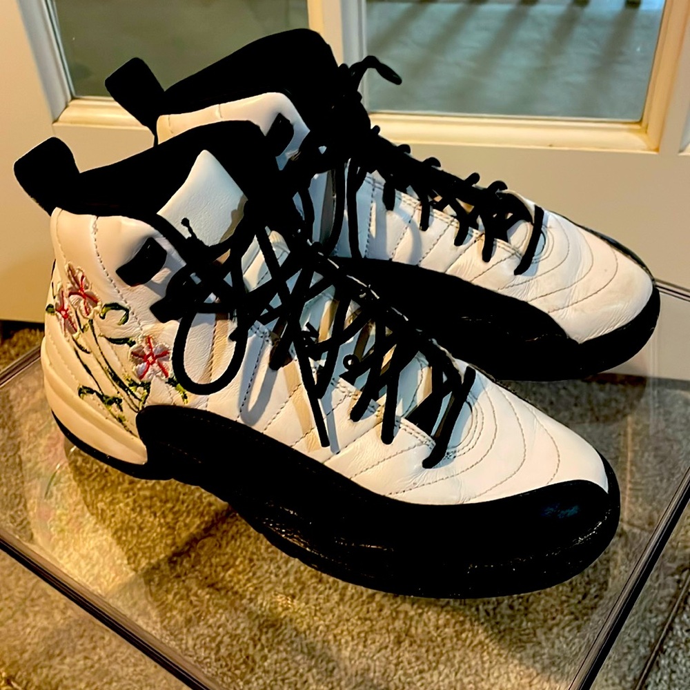 Girls size 5Y Air Jordan 12 Retro “Floral”